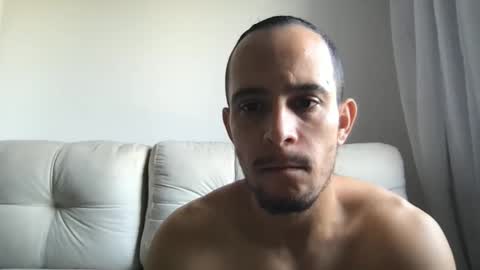 Snapshot of poormanbr chatting on 17, 4, 2026 poormanbr online show from 17, 4, 2026