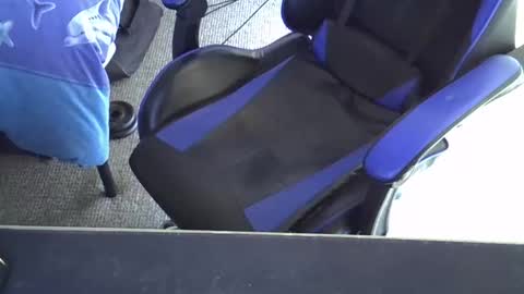 pop196705 online show from 2, 12, 2025