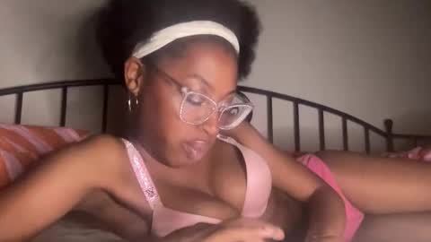 Snapshot of popasprincess chatting on 24, 5, 2026 princess online show from 24, 5, 2026