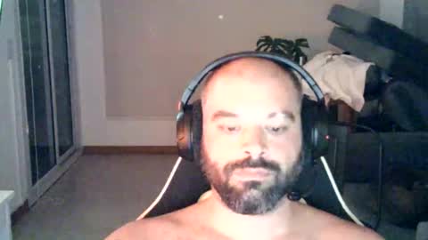 Snapshot of popper_time chatting on 8, 4, 2026 popper_time online show from 8, 4, 2026