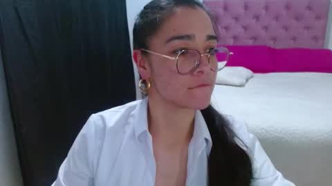 porcelainlux online show from 26, 1, 2025