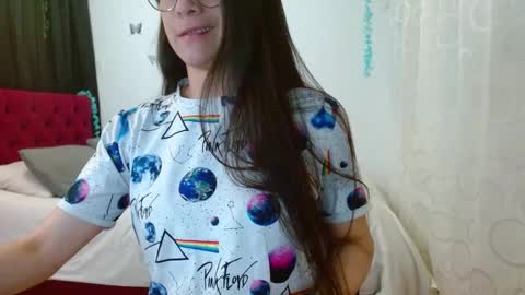 porcelainlux online show from 6, 3, 2025