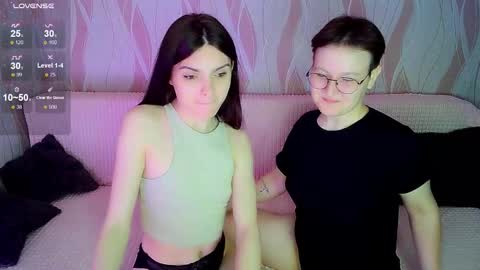 Snapshot of pornostendup chatting on 20, 9, 2025 Ana and Tati online show from 20, 9, 2025