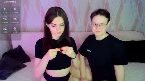 Ana and Tati online show from 1, 12, 2025