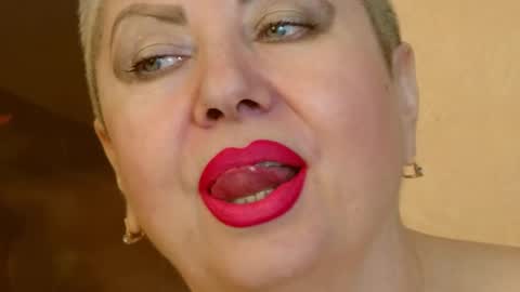 Snapshot of posh_lady chatting on 12, 2, 2025 LADY POSH online show from 12, 2, 2025