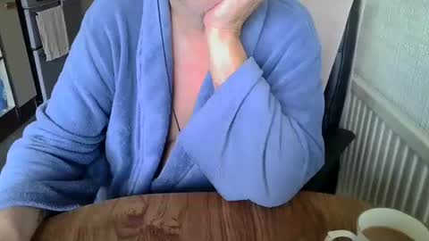 poshman65 online show from 19, 10, 2025