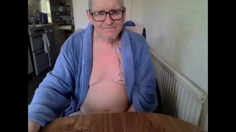 Snapshot of poshman65 chatting on 9, 5, 2026 poshman65 online show from 9, 5, 2026
