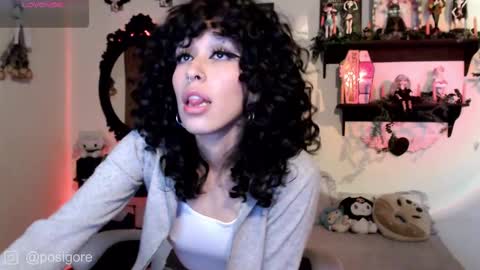 Snapshot of posigore chatting on 10, 2, 2025 Anna Goth independient model online show from 10, 2, 2025