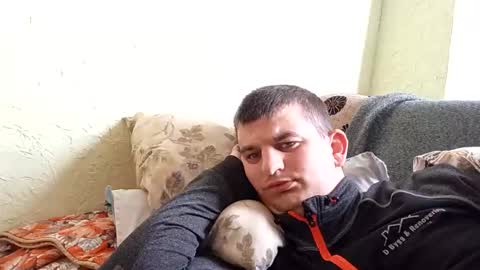 poskairmantas76 online show from 9, 9, 2025