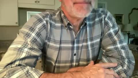Snapshot of post01card chatting on 2, 10, 2025 Post online show from 2, 10, 2025