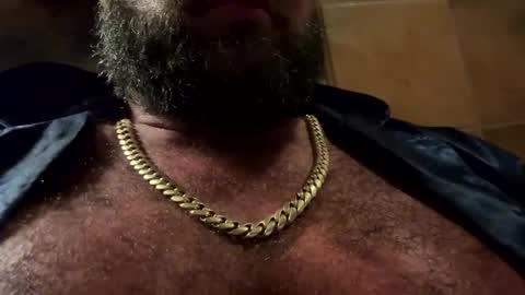 Snapshot of poundsquad305 chatting on 25, 10, 2025 poundsquad305 online show from 25, 10, 2025