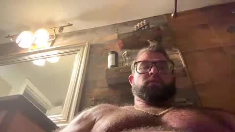 Snapshot of poundsquad305 chatting on 26, 10, 2025 poundsquad305 online show from 26, 10, 2025