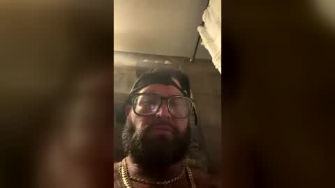 Snapshot of poundsquad305 chatting on 13, 6, 2026 poundsquad305 online show from 13, 6, 2026