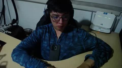 powerfulzeus2 online show from 18, 9, 2025