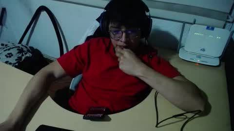 powerfulzeus2 online show from 3, 10, 2025