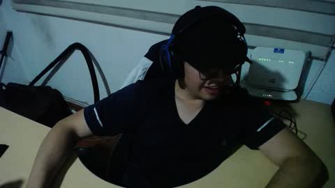 powerfulzeus2 online show from 8, 10, 2025