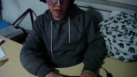 powerfulzeus2 online show from 28, 10, 2025