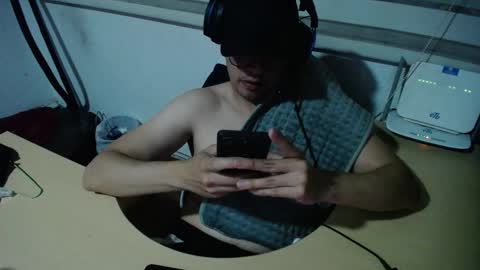 powerfulzeus2 online show from 28, 11, 2025