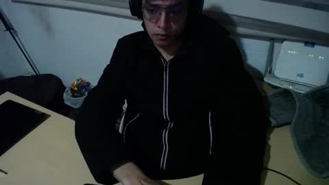 powerfulzeus2 online show from 6, 1, 2026