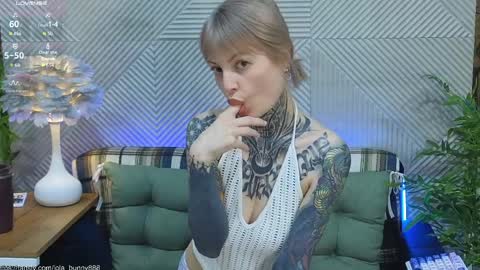 Lola online show from 9, 4, 2026