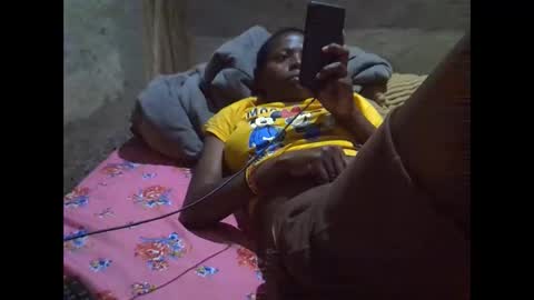 Snapshot of precious_nesh chatting on 19, 5, 2026 precious_nesh online show from 19, 5, 2026
