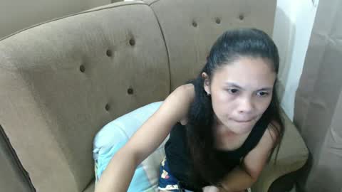 Snapshot of precious_nova chatting on 12, 3, 2025 Nova online show from 12, 3, 2025