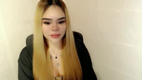 MAXXINE online show from 14, 2, 2026