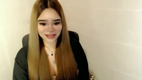 MAXXINE online show from 2, 3, 2026