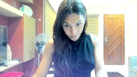 Snapshot of preciousisland chatting on 4, 1, 2025 Paula online show from 4, 1, 2025