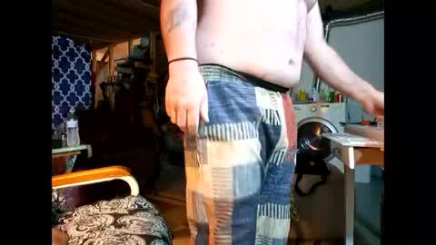 Snapshot of precumin420 chatting on 31, 3, 2026 Johnny Jizz online show from 31, 3, 2026