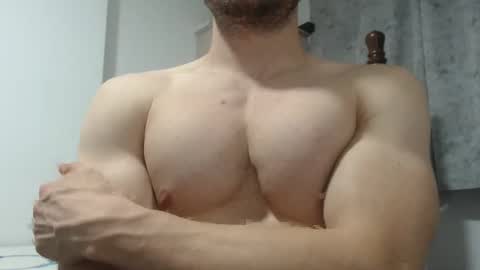 Snapshot of preettyboyx chatting on 1, 2, 2025 JUAN online show from 1, 2, 2025