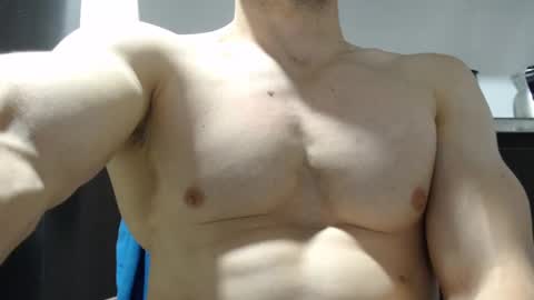 Snapshot of preettyboyx chatting on 30, 9, 2025 JUAN online show from 30, 9, 2025