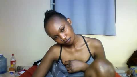 Snapshot of prettie_candy9 chatting on 16, 9, 2025 Prettie candy9 online show from 16, 9, 2025