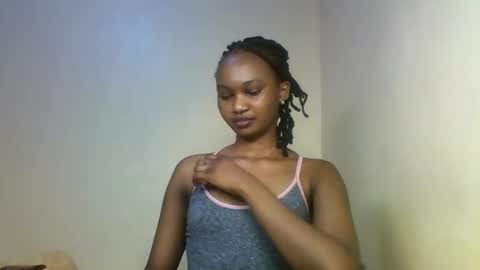 Snapshot of prettie_candy9 chatting on 6, 10, 2025 Prettie candy9 online show from 6, 10, 2025