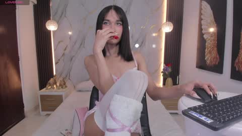 Snapshot of pretty_aeri chatting on 21, 1, 2025 Sarah online show from 21, 1, 2025