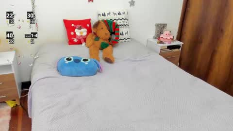 Snapshot of pretty_azulita chatting on 2, 12, 2024 pretty_azulita online show from 2, 12, 2024