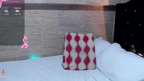 pretty_cristal22 online show from 9, 11, 2025