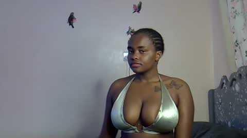 pretty_daina3 online show from 15, 4, 2026