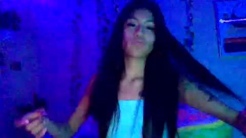 Snapshot of pretty_girl828687 chatting on 14, 10, 2025 pretty_girl828687 online show from 14, 10, 2025