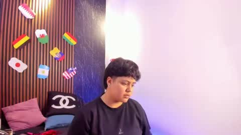 pretty_honey22 online show from 21, 6, 2026