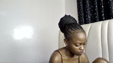 pretty luv1 online show from 25, 2, 2026