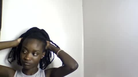 Snapshot of pretty_luv1 chatting on 13, 7, 2026 pretty luv1 online show from 13, 7, 2026