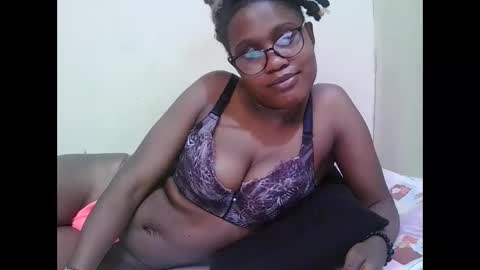 Snapshot of pretty_mellan chatting on 24, 1, 2025 pretty_mellan online show from 24, 1, 2025