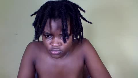 pretty_miya online show from 24, 12, 2024