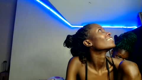 Snapshot of pretty_nyra chatting on 22, 6, 2026 Nyra online show from 22, 6, 2026