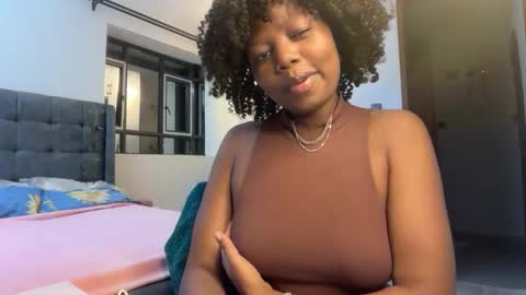 Snapshot of pretty_peaches chatting on 21, 5, 2026 Pretty peaches online show from 21, 5, 2026