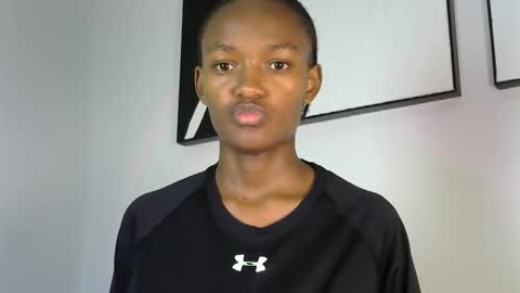 Snapshot of pretty_queennie chatting on 29, 4, 2026 Pretty doll online show from 29, 4, 2026