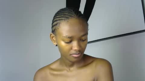 Snapshot of pretty_queennie chatting on 30, 4, 2026 Pretty doll online show from 30, 4, 2026