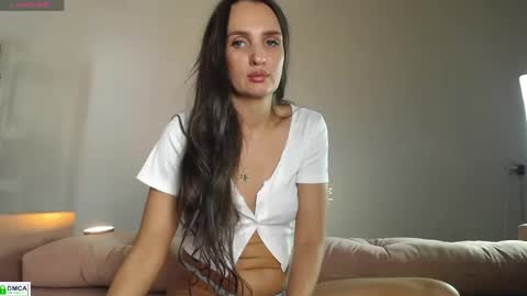 Snapshot of pretty_sharon chatting on 13, 4, 2026 Sharon online show from 13, 4, 2026