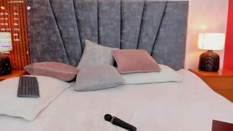 Snapshot of pretty_sunlight_ chatting on 7, 2, 2025 Daisy Flower online show from 7, 2, 2025